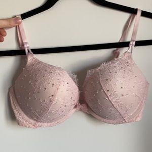 NWOT Victoria’s Secret Bombshell bra